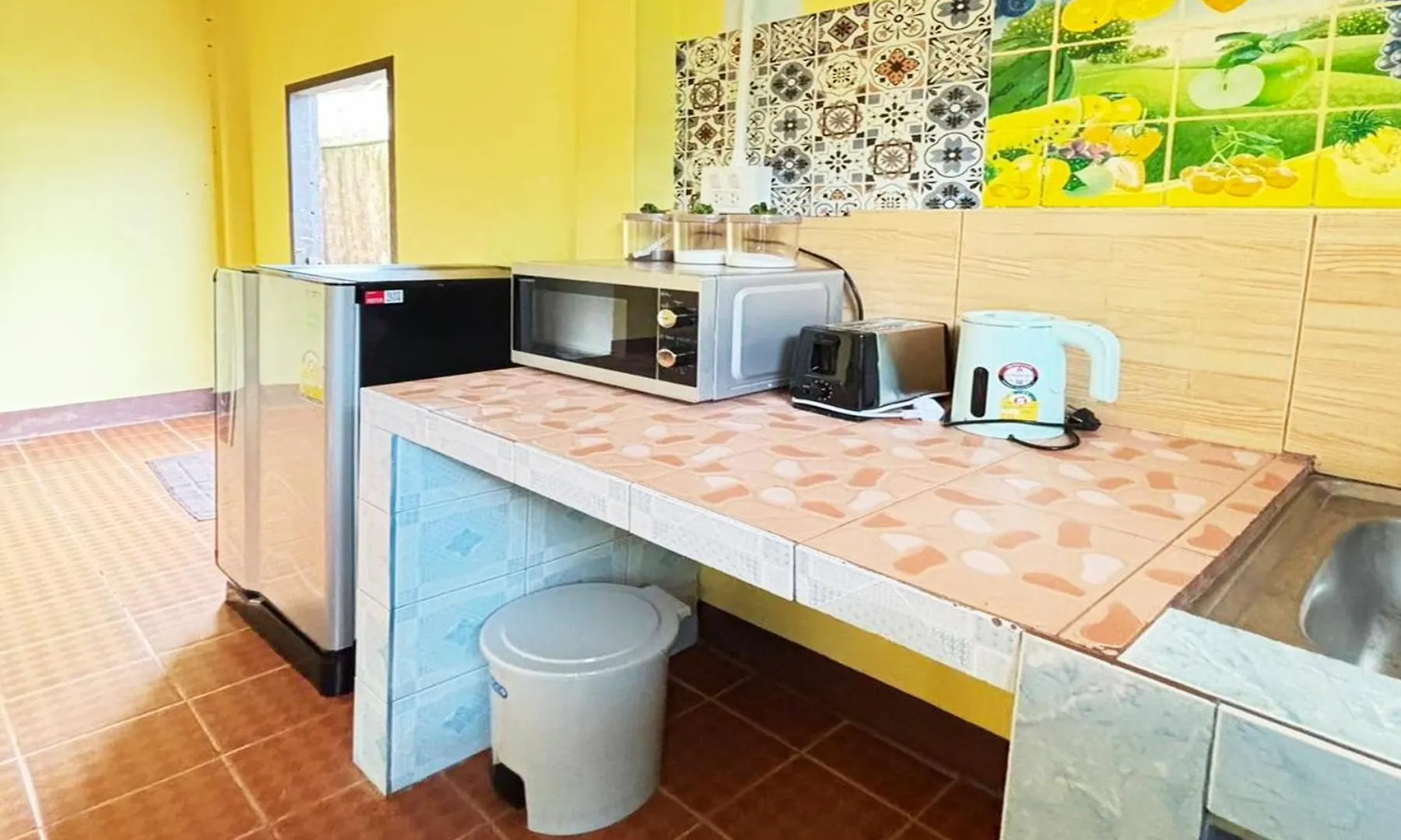 Baan Klong Nin Guesthouse Ko Lanta Szálloda
